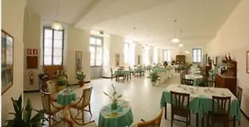 Hermitage Hotel Genoa 3*,